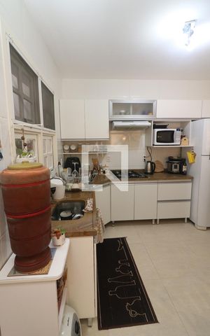 Casa de condomínio à venda com 115m², 3 quartos e 1 vaga Casa de condomínio à venda com 115m², 3 quartos e 1 vagaCozinha