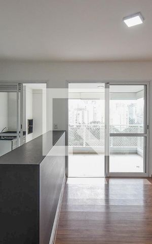 Apartamento à venda com 80m², 2 quartos e 2 vagas Apartamento à venda com 80m², 2 quartos e 2 vagasSala