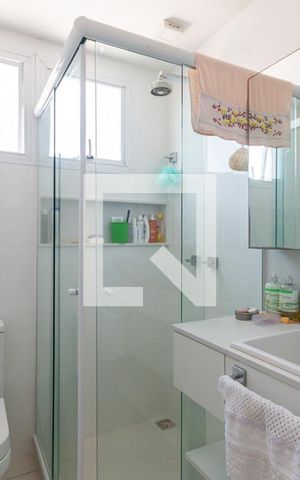 Apartamento à venda com 74m², 2 quartos e 1 vagaBanheiro