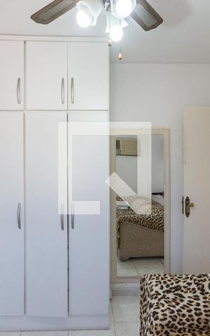 Apartamento à venda com 74m², 2 quartos e 1 vagaQuarto 2