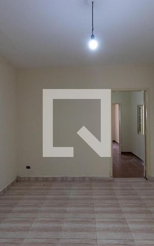 Casa para alugar com 150m², 2 quartos e 1 vaga Casa para alugar com 150m², 2 quartos e 1 vagaSala