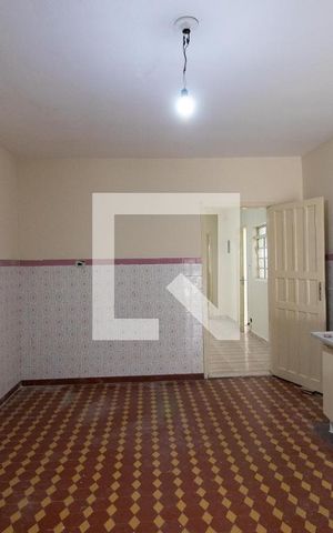 Casa para alugar com 150m², 2 quartos e 1 vaga Casa para alugar com 150m², 2 quartos e 1 vagaCozinha