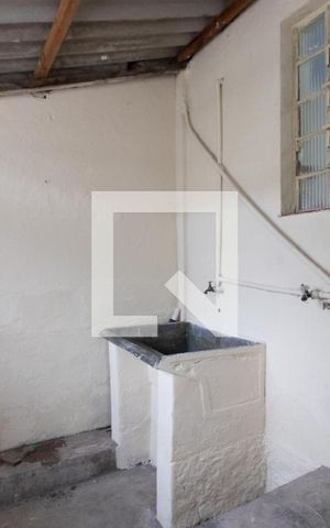 Casa para alugar com 150m², 2 quartos e 1 vaga Casa para alugar com 150m², 2 quartos e 1 vagaÁrea de Serviço
