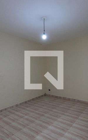 Casa para alugar com 150m², 2 quartos e 1 vaga Casa para alugar com 150m², 2 quartos e 1 vagaSala