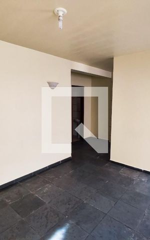 Casa para alugar com 50m², 1 quarto e sem vaga Casa para alugar com 50m², 1 quarto e sem vagaSala