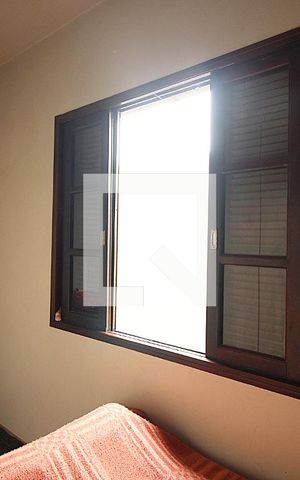 Casa à venda com 260m², 3 quartos e 2 vagasQuarto 2