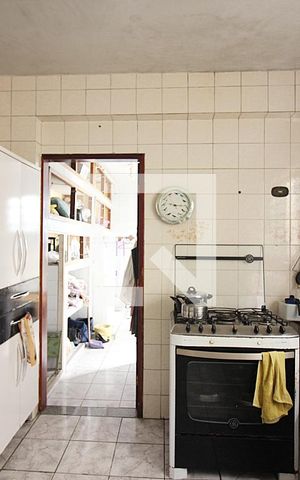 Casa à venda com 260m², 3 quartos e 2 vagasCozinha