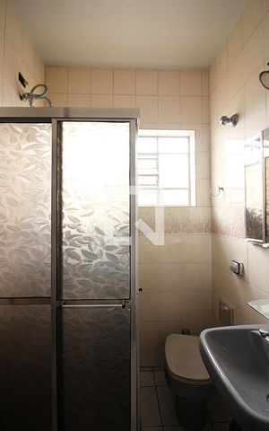 Casa à venda com 260m², 3 quartos e 2 vagasBanheiro Social