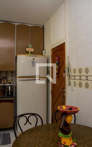 Apartamento à venda com 67m², 2 quartos e 1 vagaCozinha