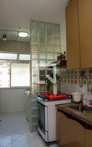 Apartamento à venda com 67m², 2 quartos e 1 vagaCozinha