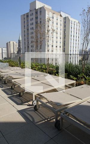 Apartamento à venda com 31m², 1 quarto e sem vagaÁrea comum - Piscina