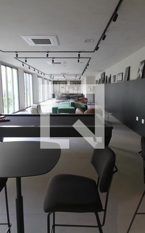 Apartamento à venda com 31m², 1 quarto e sem vagaÁrea comum - Salão de festas