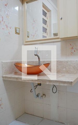 Apartamento à venda com 99m², 3 quartos e sem vagaBanheiro