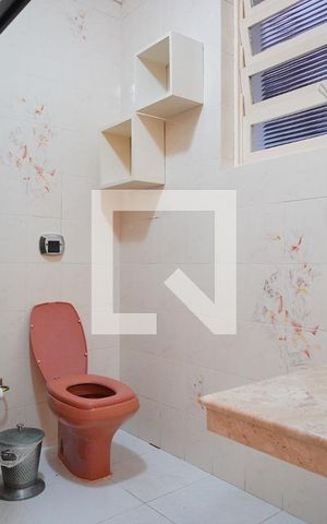Apartamento à venda com 99m², 3 quartos e sem vagaBanheiro 