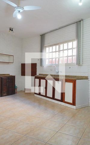 Apartamento à venda com 99m², 3 quartos e sem vagaCozinha 