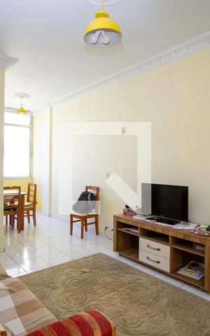 Apartamento à venda com 71m², 2 quartos e sem vagaSala