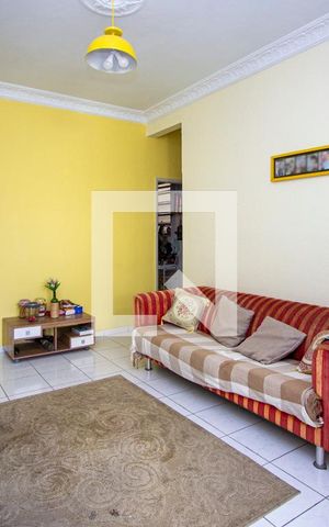 Apartamento à venda com 71m², 2 quartos e sem vagaSala