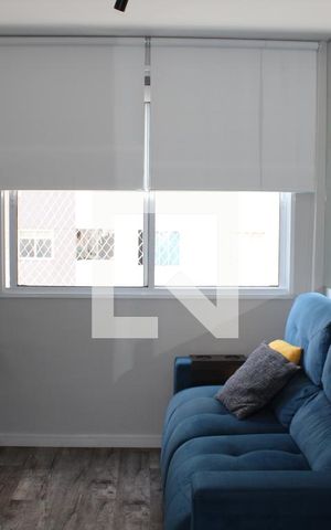 Apartamento à venda com 34m², 2 quartos e sem vagaSala detalhe persiana