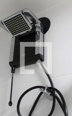 Apartamento à venda com 34m², 2 quartos e sem vagaChuveiro