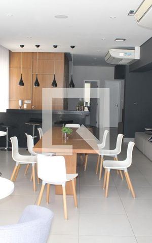 Apartamento à venda com 34m², 2 quartos e sem vagaÁrea comum - Salão de festas