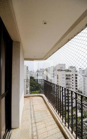 Apartamento para alugar com 173m², 3 quartos e 2 vagas Apartamento para alugar com 173m², 3 quartos e 2 vagasVaranda Sala