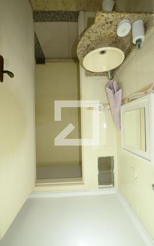 Casa à venda com 220m², 4 quartos e 3 vagasLavabro