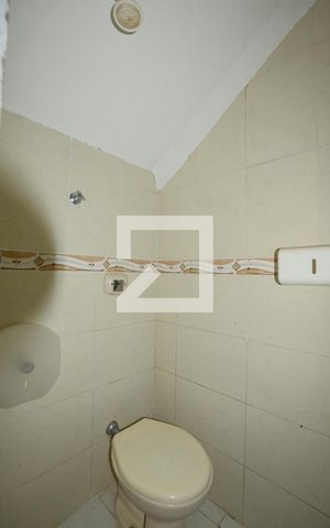 Casa à venda com 220m², 4 quartos e 3 vagasBanheiro de serviço