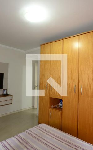 Casa à venda com 220m², 4 quartos e 3 vagasQuarto 1 Suite
