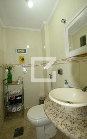 Casa à venda com 220m², 4 quartos e 3 vagasLavabro