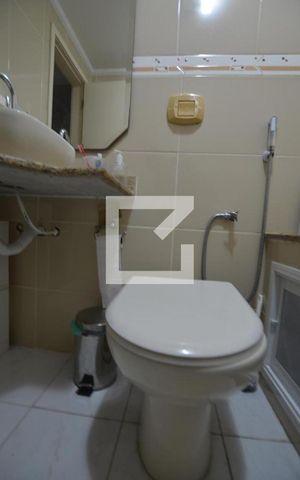 Casa à venda com 220m², 4 quartos e 3 vagasBanheiro da Suíte 2
