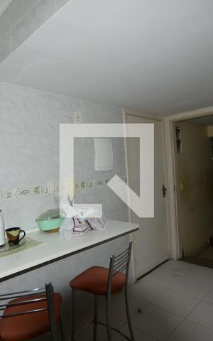 Casa à venda com 220m², 4 quartos e 3 vagasCozinha