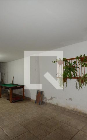 Casa à venda com 220m², 4 quartos e 3 vagasGaragem