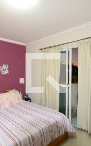 Casa à venda com 220m², 4 quartos e 3 vagasQuarto 1 Suite