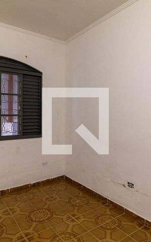 Casa à venda com 200m², 4 quartos e 3 vagas Casa à venda com 200m², 4 quartos e 3 vagasQuarto 3