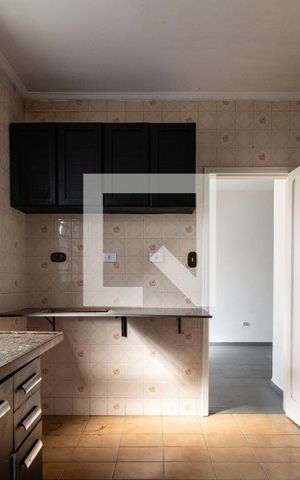 Casa à venda com 200m², 4 quartos e 3 vagas Casa à venda com 200m², 4 quartos e 3 vagasCozinha