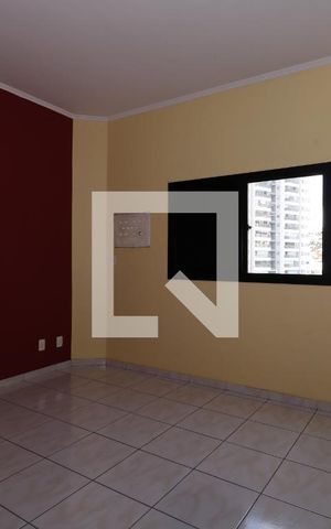 Apartamento para alugar com 70m², 3 quartos e sem vagaSuite