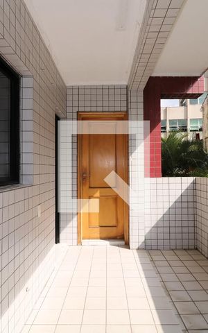 Apartamento para alugar com 70m², 3 quartos e sem vagaÁrea de Serviço