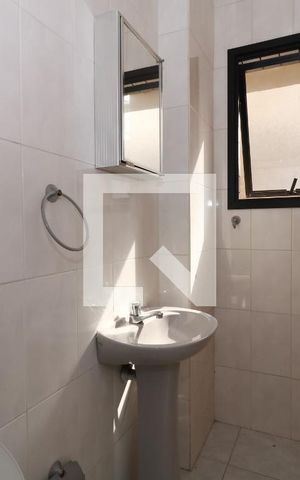 Apartamento para alugar com 70m², 3 quartos e sem vagaBanheiro de Serviço