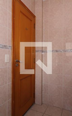 Apartamento para alugar com 70m², 3 quartos e sem vagaBanheiro da Suite