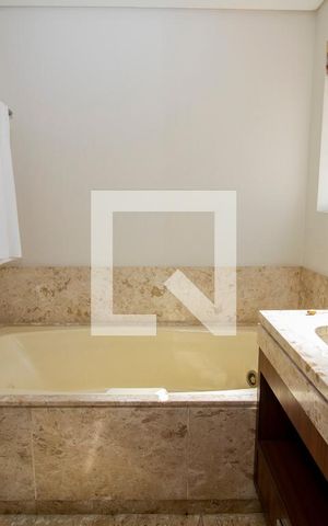 Apartamento para alugar com 117m², 2 quartos e 2 vagasBanheiro da Suíte