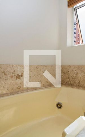 Apartamento para alugar com 117m², 2 quartos e 2 vagasBanheiro da Suíte