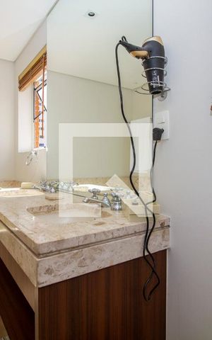 Apartamento para alugar com 117m², 2 quartos e 2 vagasBanheiro da Suíte