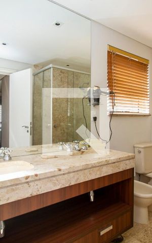 Apartamento para alugar com 117m², 2 quartos e 2 vagasBanheiro da Suíte