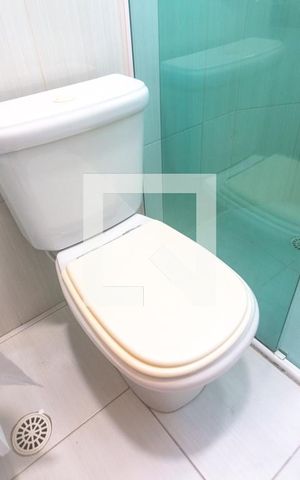 Casa à venda com 298m², 3 quartos e 5 vagas Casa à venda com 298m², 3 quartos e 5 vagasBanheiro da Suíte 2