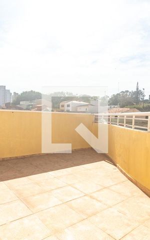 Casa à venda com 298m², 3 quartos e 5 vagas Casa à venda com 298m², 3 quartos e 5 vagasÁrea Externa