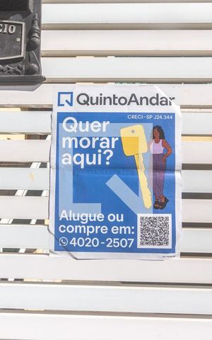 Casa à venda com 298m², 3 quartos e 5 vagas Casa à venda com 298m², 3 quartos e 5 vagasFachada