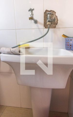 Casa à venda com 298m², 3 quartos e 5 vagas Casa à venda com 298m², 3 quartos e 5 vagasÁrea de Serviço