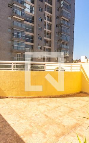 Casa à venda com 298m², 3 quartos e 5 vagas Casa à venda com 298m², 3 quartos e 5 vagasÁrea Externa