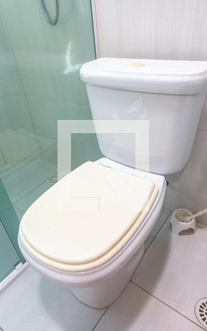 Casa à venda com 298m², 3 quartos e 5 vagas Casa à venda com 298m², 3 quartos e 5 vagasBanheiro da Suíte 1