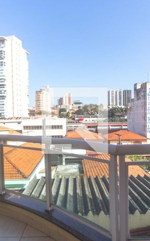 Casa à venda com 298m², 3 quartos e 5 vagas Casa à venda com 298m², 3 quartos e 5 vagasVista da Suíte 2